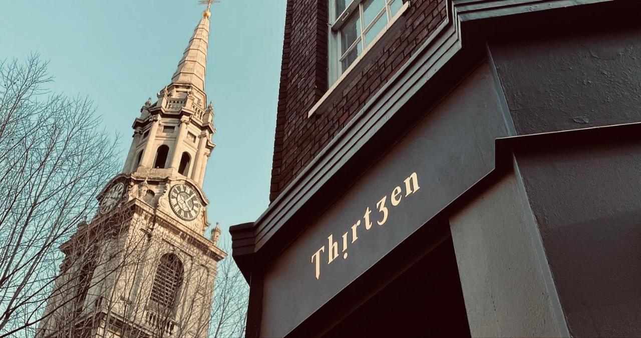 Chateau Denmark London Exterior foto The exterior of Thirteen London